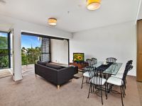  608 / 7 Sterling Circuit